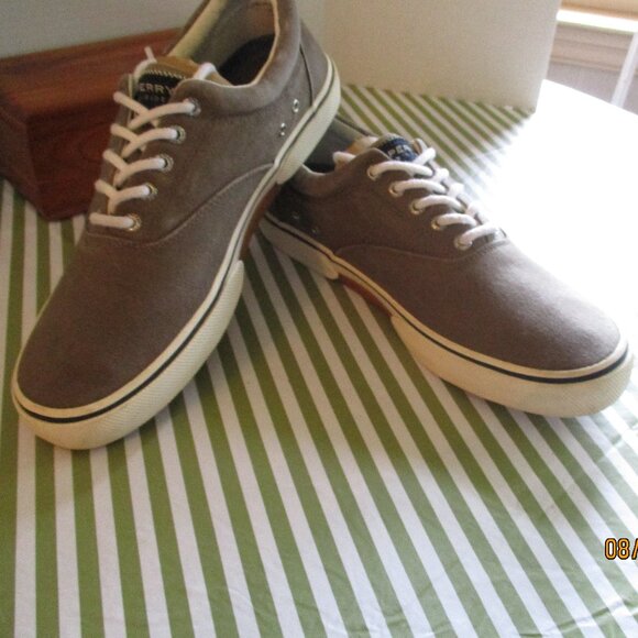 Sperry Top Sider Sneakers - Picture 16 of 16